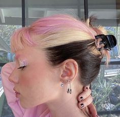 Liv Huffman, Ice Cream Hair, Cream Hair, Pastel Hair, Dye My Hair, Hair Reference, Rainbow Hair