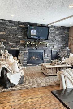 Infuse elegance into your farmhouse living room with these stunning TV accent wall inspirations. From rustic reclaimed wood to modern shiplap, there's a design for every style. Elevate the heart of your home and make a statement that wows guests and family alike. Embrace the charm of farmhouse décor and create a space you'll love coming home to.
Upgrade your living room today and bring new life into your space! Living Room Designs Rustic, Farmhouse Accent Wall, Den Remodel, Farmhouse Family Room, Farmhouse Family Rooms, House Decorating Ideas Apartments