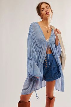 Juliet Kimono | Free People Free People Long Boots, Free Spirit Outfit, Free People Kimono, Kimono Outfit, Free People Style, Free People Clothing, Boho Kimono, Boho Casual, So Cool