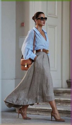 Outfit Inspiration High Low Maxi Skirt, Paris Mode, Ageless Style, Elegante Casual, Fashion Over 40, Look Chic