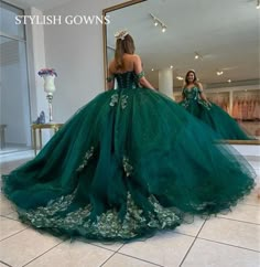 Dark Green Quinceanera Dresses, Emerald Quince, Emerald Green Quinceanera Dresses, Emerald Green Quinceanera Theme, Green Quinceanera Theme, Emerald Green Quinceanera, Emerald Green Quince