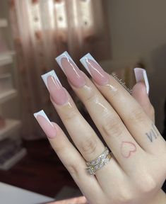 Gel Nail Designs French Tip, White Nail Designs Square, Trendy Gel Nail Designs, French Tip Acrylic Nails, Cute Acrylic Nail Designs, French Acrylic Nails, Classy Acrylic Nails