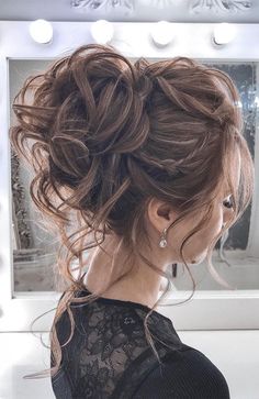 Summer Wedding Hairstyles, Night Gowns, בר מצווה, Elegant Look, Chic Hairstyles