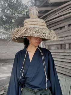 handmade samurai/rounin bamboo hat, this item is 99% organic natural material. made of straw like plants that is more durable.  Please read before order 1. All items are made to order, means we need time to make it before we ship it.  2. Production process took 3-6 weeks and shipping took 3-4 weeks at max.  3. Any requests are explained before checking out, so there won't be any misscommunication.  4. There will be extra fees for special requests.  5. All the prices include shipping cost (free d Ronin Hat, Bamboo Hat, Bamboo Hats, Hat Handmade, Bucket Hats, Natural Material, Straw Hat, Production Process, Natural Materials