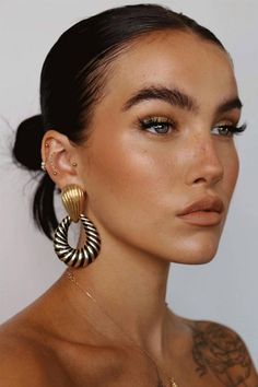 Mekap Mata, Smink Inspiration, Photoshoot Makeup, Braut Make-up, Greasy Hair Hairstyles, Fall Makeup, Makati, Natural Makeup Looks, Wedding Hair And Makeup