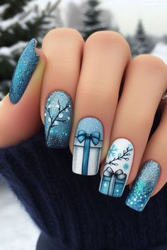 61 Stunning Blue Christmas Nail Ideas for 2024