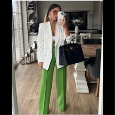 Zara | Pants & Jumpsuits | Zara New Woman Ss22 Apple Green Midrise Trousers With Darts | Poshmark Green Trousers Outfit, White Blazer Outfits, Green Pants Outfit, Zara Looks, Green Dress Pants, Look Office, Looks Pinterest, Blazer Outfits For Women, Stylish Work Attire