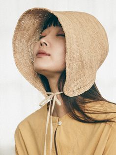 [J VINEYARD 제이빈야드] STRING RAFFIA HAT Rafia Hat, French Hat, Raffia Hat, Boho Hat, W Concept, Current Fashion Trends, Summer Hats, Sun Hat, Hat Hairstyles