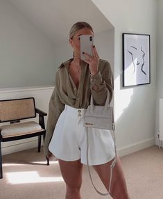 Brunch Outfit Ideas Summer Classy, Clean Girl Aesthetic Outfits, Evening Dresses Elegant Classy, Girl Aesthetic Outfits, Girly Style Outfits, Chic Outfits Classy, Clean Girl Aesthetic, Admit It, Evening Dresses Elegant