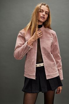 Understated Leather Looker Jacket Pink Suede Jacket Outfit, Pink Leather Jacket Outfit, Pink Suede Jacket, Suede Jacket Outfit, Jacket Sherpa, Designer Leather Jackets, Pink Leather Jacket, Suede Leather Jacket, Suede Blazer