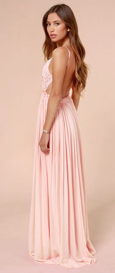 Also love this for bridesmaids. ..it's crochet in front top ☺ Dress For Family Pictures, Front Open Dress, Open Dress, Crochet Maxi Dress, Pink Maxi, Backless Maxi Dresses, Summer Maxi, Pink Maxi Dress