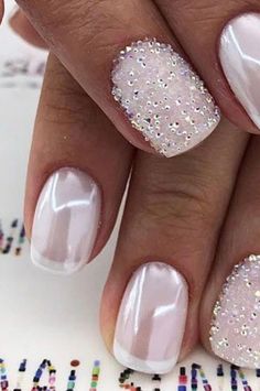 Natural Nail Designs For Wedding, Wedding Mani And Pedi, Wedding Nails For Bride Natural Short, Wedding Nails Moh, Engagement Dip Nails Ideas, Nye Wedding Nails, Gel Nails Ideas Wedding, 2023 Bridal Nails, Glam Bridal Nails