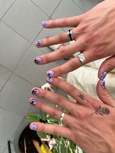 Black And Purple Nails Men, Purple Gel Nail Art, Mens Nail Art Designs Black, Men Nail Art Black, Purple And Black Outfits Men, Nail Art For Guys, Nails Designs For Men, Nail Art For Men Black, Masc Nail Ideas