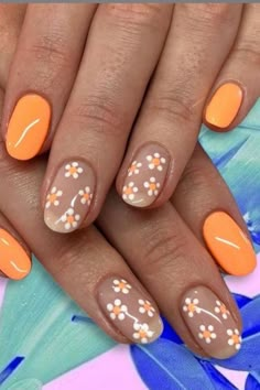 Today we are sharing simple flower nail designs to help you easily transform your nails for the spring season. Engagement Nails, Colorful Nails, Short Acrylic, Real Real