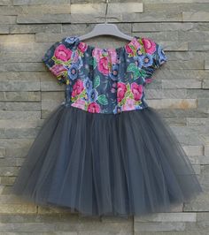 Free girls tulle dress pattern and tutorial - I Can Sew This Girls Christmas Dress Pattern, Kids Clothes Patterns, Girls Tulle Dress