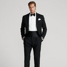 Pleated Tuxedo Shirt Men, Tuxedo With Cummerbund Men, Jas Pria Wedding Modern, Tux Prom, Suits For Guys, Elegant Long Sleeve Wedding Dresses, Tuxedo Styles