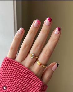 Valentine’s Day Manicure, Short Fake Nails, Hippie Nails, Easy Nails, Nail Forms, Womens Nails, Valentine's Day Nails, Nail Accessories