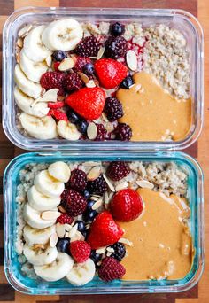 two plastic containers filled with oatmeal and fruit