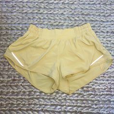 Nwot - Never Worn Lululemon Hotty Hot Shorts Yellow-Mustard Color Last 3 Images Shows The Accurate Color Size 6 Reg 2.5 Inseam Yellow Lululemon Shorts, Yellow Lululemon, Anna Claire, Preppy Shorts, Lululemon Outfits, Lululemon Hotty Hot Shorts, Hotty Hot Shorts, Outfit Inspo Summer, Mustard Color