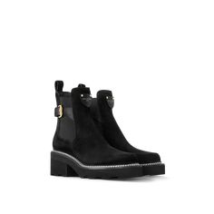 LOUIS VUITTON® - Lv Beaubourg Ankle Boot - Black Mens Designer Dress Shoes, Shoes Louis Vuitton, Louis Vuitton Official Website, Mens Designer Shoes, Belt Style, Louis Vuitton Men, Leather Label, Louis Vuitton Official, Chelsea Boot