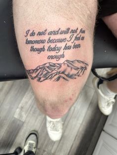 a man with a tattoo on his leg that says i do not actually know someone because i am wrong