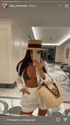 Cabo Style Outfit Ideas, Summer Outfits 2023 Beach, Rich Beach Outfit, Greece Outfit Ideas Summer, Yatch Party Outfit Summer, Dubai Vacation Outfits, Vegas Outfit Ideas Summer, Vacay Outfits Casual, Chic Vacation Outfits