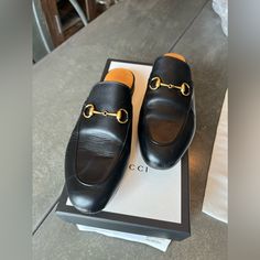 Great Condition Mule. Minimally Worn. Slight Scuffing Then Could Probably Use A Good Leather Balm. Inside Of Shoe Doesn’t Show Any Patina Yet. Currently Retails For $950! Box In Mint Condition And Comes With Dust Bags Shown In Photos Size 38 1/2 Runs Half Size Small In My Opinion 100% Authentic Gucci Shoes Women, Leather Slippers, Nice Leather, Gucci Shoes, Mule Clogs, Mules Shoes, Mule, Mint Condition, Clogs