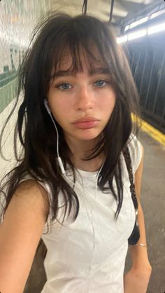 Malian Weissman, Mrs Bella, Malina Weissman, The Nerve, Hair Stylies, Face Card, Formal Dinner, Cut My Hair, Hair Inspo Color