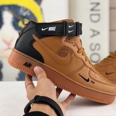 Nike Air Force1, Nike Shoes Blue, Nike Shoes Air Force, Nike Fashion Shoes, Black Nike Shoes, Kicks Shoes, Jordan Shoes Retro, Custom Nike Shoes, All Nike Shoes