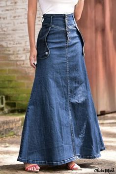 Olivia Mark - High Waist Skinny Denim Skirt with Patchwork Detail and Buckle Closure Long Skirt Casual, Tulle Maxi Dress, High Waisted Denim Skirt, Knee Skirts, Spring Skirts, Denim Skirts, Denim Maxi Skirt, Denim Style, Skirt Fits