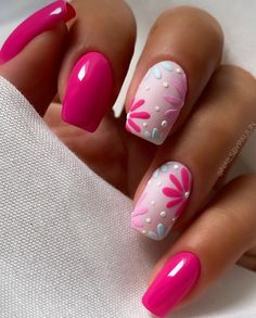 Pink Floral Nails, Pink Nail Art Designs, Summery Nails, Pink Nail Art, Pretty Nail Art Designs, Colorful Nail Designs, Pretty Nail Art, Short Acrylic Nails Designs, Nail Designs Glitter