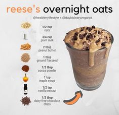 Reese's Peanut Butter Cup, Oat Recipes Healthy, Overnight Oats Recipe Healthy, Dairy Free Chocolate Chips, Overnight Oatmeal, Makanan Diet, Peanut Butter Cup