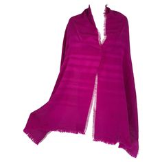 Gucci magenta silk jacquard X-long rectangle, self fringe shawl/scarf. This beautiful scarf in Pantone's colour of the year for 2023, magenta. Wear as a shawl or scarf the silk is amazing with a subtle woven design. Looks barely, if ever worn. 24" x 80" including 3/4" self fringe i Gucci Shawl, Anna Costume, Beautiful Scarf, Fringe Shawl, Scarf Silk, Fringe Scarf, Shawl Scarf, Woven Design, Frozen 2