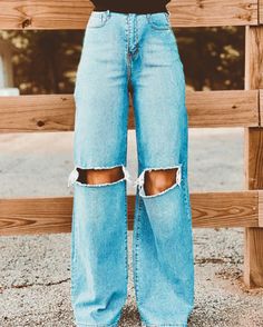 Wind River, Deodorant Stains, Makeup Stain, Pet Hair, The Wind, Fabric Patterns, Everyday Look, Bell Bottom Jeans, Color Patterns