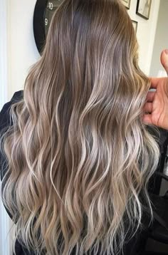 Beige Blonde Balayage, Nails Ombre, Dirty Blonde Hair, Brunette Balayage Hair, Hair Done, Brown Hair Balayage, Blonde Hair Inspiration