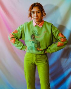 Peach Design, Crocodile Tears, Teacher Wardrobe, Quirky Fashion, Green Sweatshirt, Peachy Pink, Colourful Outfits, Colorful Fashion, Slow Fashion