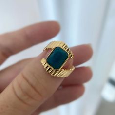 Stone Finger Ring Design, Stone Ring Design Gold For Women, Man Gold Ring, Latest Gold Ring Designs, Stone Rings For Men, Gem Rings, Apatite Ring