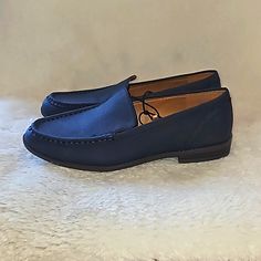 Lucky Brand Edrica Women Blue Navy Sueded Loafter Size 7.5 M All Manmade Slip On Closer Leather Features Sueded Tailored Design With A Subtle Cutaway Lip & Slim Stacked Heel For New Go-To Pair Flat Type Loafer Solid Pattern Synthetic Upper Material Perfect For Any Occasion Casual, Travel, Workwear, Formal, Business, School Almond Toe Spring, Summer,Fall Heel Height 1"-1.9" Comfort, Cushioned, Vegan Low Top Shaft Style Lining Synthetic Block Heel Foam Comfortable Installation Scalloped Trim Heel Classic Blue Slip-ons For Business, Blue Slip-on Moccasins, Classic Blue Slip-on Boat Shoes, Blue Slip-on Loafers With Rubber Sole, Blue Flat Slip-on Moccasins, Blue Slip-on Business Moccasins, Blue Slip-on Moccasins For Business, Blue Loafers With Leather Sole For Business Casual, Blue Leather Sole Loafers For Business Casual