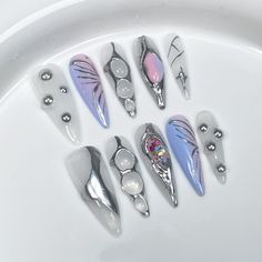 10pcs Handmade Press on Nails Hand Painted 3D Bead Design Y2k False Nail Patch European Heavy Metal Chrome And White Nails, Nail Long Almond, Long Pointed Nails, Nail Long, Nails Application, Metallic Nail Art, Long Almond, Short Fake Nails, Nail Art Gel