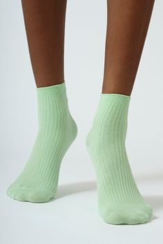 - Measurements: 1. Length: 32.5cm- Materials: 80% cotton, 20% polyurethane- Thickness: Moderate- Sheerness: None- Stretch: Low- Lining: None- Care: Gentle wash cold and dry in shade Green Cotton Summer Socks, Trendy Green Cotton Socks, Green Summer Socks, Casual Green Cotton Socks, Fitted Green Casual Socks, Casual Fitted Green Socks, Green Stretch Cotton Socks, Trendy Green Socks For Spring, Solid Cotton Knee-high Socks For Spring