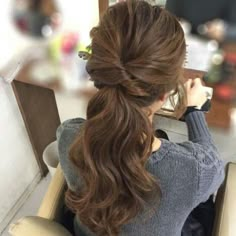 Twist Pony, Bridesmaid Ponytail, Sanggul Modern, Pretty Ponytails, Low Ponytail Hairstyles, Cute Ponytail Hairstyles, Pinterest Hair, Hair Bridesmaid