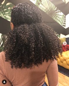 Water Hair Growth, Natural Hair Growth Remedies, Cabello Afro Natural, Afro Hair Care, Natural Hair Moisturizer, Natural Hair Growth Tips, Hair Remedies For Growth, Beautiful Curls