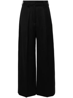 Find SIMONE ROCHA Grain De Poudre Palazzo Pants on Editorialist. black virgin wool blend grain de poudre belt loops pleat detailing two side inset pockets faux-fur trim two rear welt pockets wide leg concealed front button, hook and zip fastening Nonbinary Style, Soft Preppy, Virgo Rising, Black Palazzo Pants, Preppy Punk, Black Wide Leg Trousers, Feeling Nothing, Wedding Guest Looks, City Dress