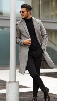 Mens Clothing Styles Streetwear, European Fashion Winter, Men Inspiration, Mens Business Casual Outfits, Gray Coat, Aesthetic Outfits Men