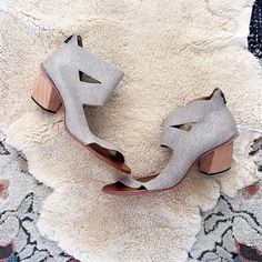 Janus Heeled Sandals By Cydwoq Vintage Size 39 Taupe - Cream/Tan Color Pebbled/Crackled Leather Wood Heel Excellent Pre-Owned Condition Cydwoq Shoes, Wood Heel, Tan Color, Heeled Sandals, Shoes Women Heels, Sandals Heels, Shoes Heels, Women Shoes, Sandals