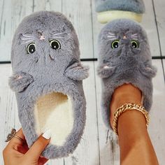 Category:Slippers; Upper Materials:Elastic Fabric; Season:Spring   Fall,Fall; Heel Type:Flat Heel; Gender:Women's; Type:Fleece Lined,Shoes And Bags Matching Sets; Style:Minimalism,Comfort,Casual; Heel Height(inch):<1; Outsole Materials:TPR; Occasion:Home,Daily; Closure Type:Loafer; Pattern:Cat; Listing Date:09/13/2023; 2024 Trends:Plush Slippers,Fleece Slippers,Warm Slippers,House Slippers,Fuzzy Slippers Fluffy Slippers; Foot Length:null; Foot Width:null Fluffy Shoes, Cat Slippers, Fuzzy Slippers, Warm Slippers, Cat Plush, Platform Slippers, Maneki Neko, Kawaii Cat, Slippers For Girls