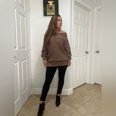 Brown No Shoulder Sweater Size S/M (New With Tag). Shoulder Sweater, Sweater Sizes, Off The Shoulder, Casual Outfits, Sweaters For Women, Fast Delivery, Women Shopping, Color