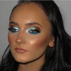 blue makeup looks for fall Makeup Looks To Try, Blue Makeup Looks, Pastel Makeup, Disco Costume, Watercolor Eyes, Viva Glam, The Prom, Makeup Game, Blue Tone