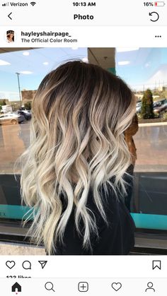 Dark Roots Blonde Hair Balayage, Baylage Hair, Blonde Hair With Roots, Fall Blonde Hair, Balayage Blond, Blonde Hair Transformations, Warm Scarves, Dark Roots Blonde Hair