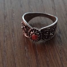 Here Is A Women's Vintage Ring Medieval Ring, Medieval Rings, Vintage Silver Rings, Jewelry Lookbook, New Wardrobe, Womens Jewelry Rings, Vintage Rings, Vintage Ladies, Piercings